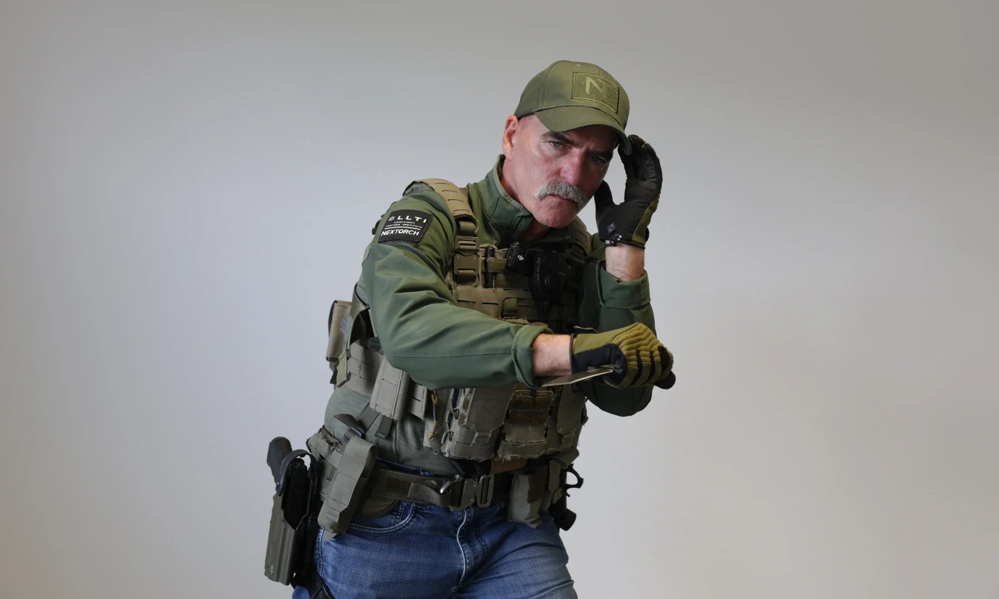 Rosi: Close-Quarters Knife Fighting Techniques for Soldiers and Law Enforcement Introduction